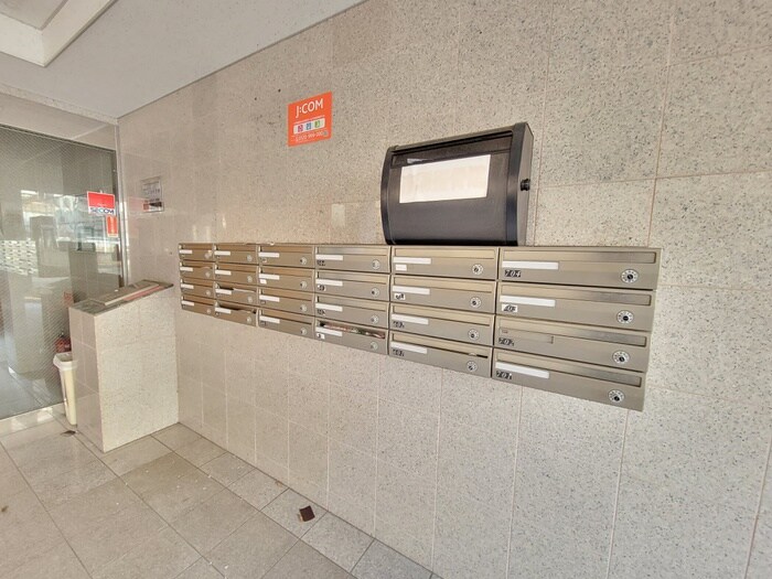 物件外観写真6　(建物設備)