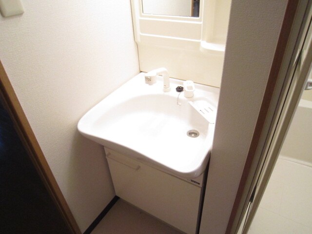 物件内観写真12　(洗面)