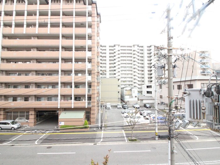 物件内観写真17　(室内からの展望)