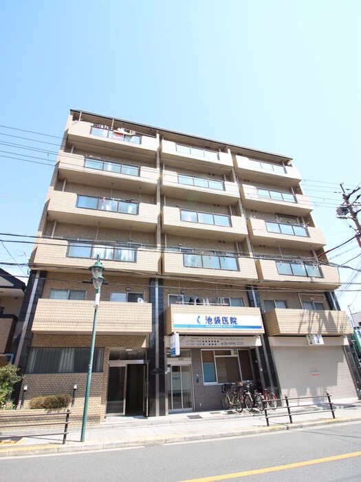 物件外観写真1　(外観写真)