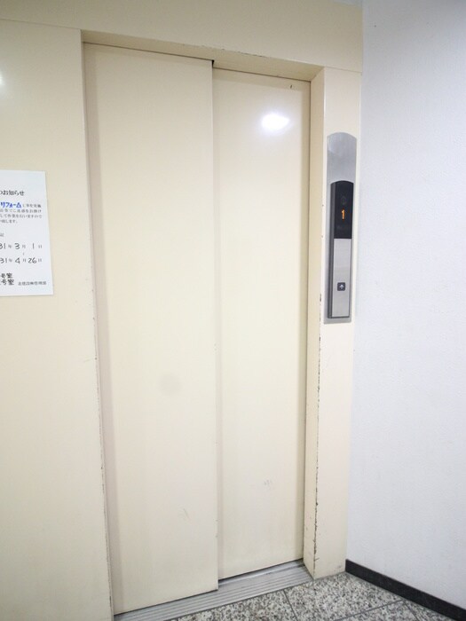 物件外観写真6　(建物設備)