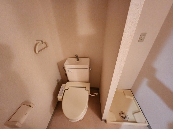 物件内観写真11　(トイレ)