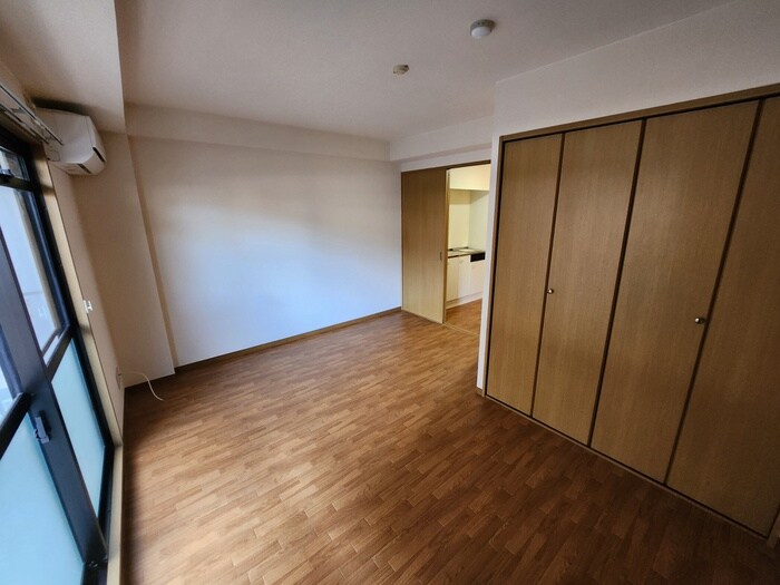 物件内観写真13　(居室)