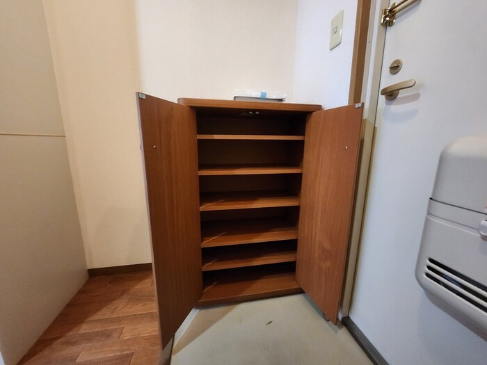 物件内観写真17　(靴箱)