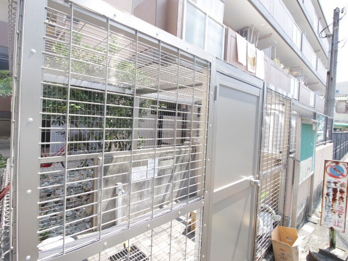 物件外観写真4　(建物設備)