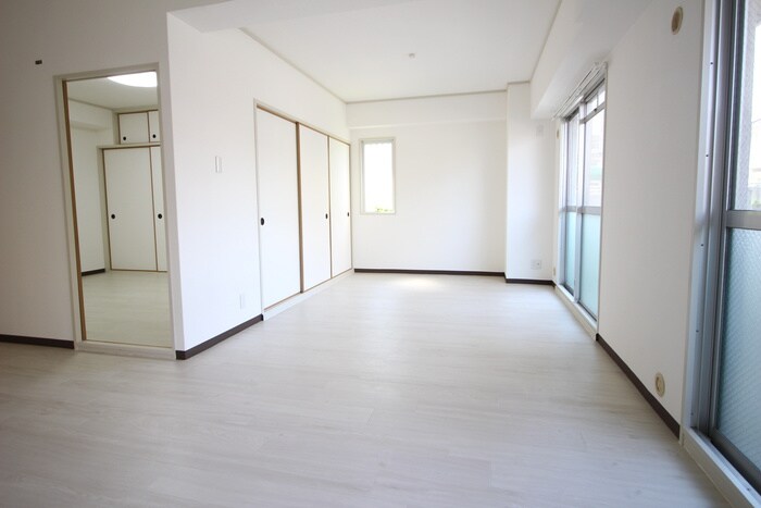 物件内観写真13　(居室)