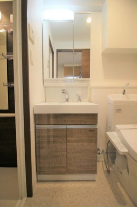 物件内観写真11　(洗面)