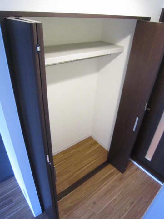 物件内観写真8　(収納)