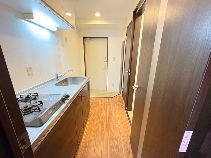 物件内観写真19　(廊下)