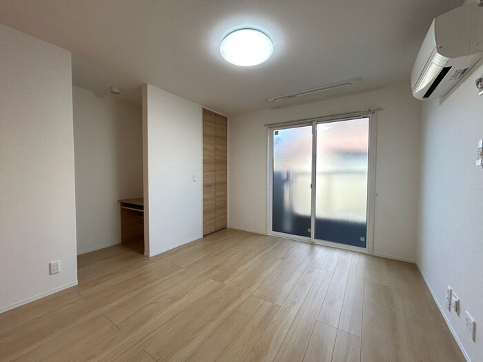 物件内観写真7　(居室)