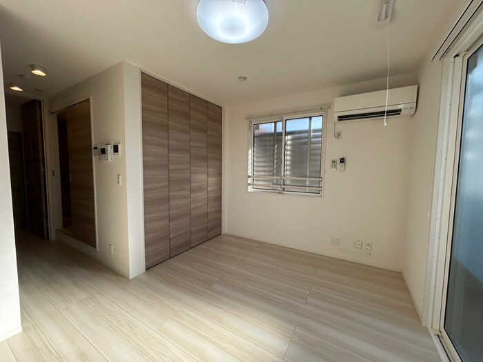 物件内観写真7　(居室)