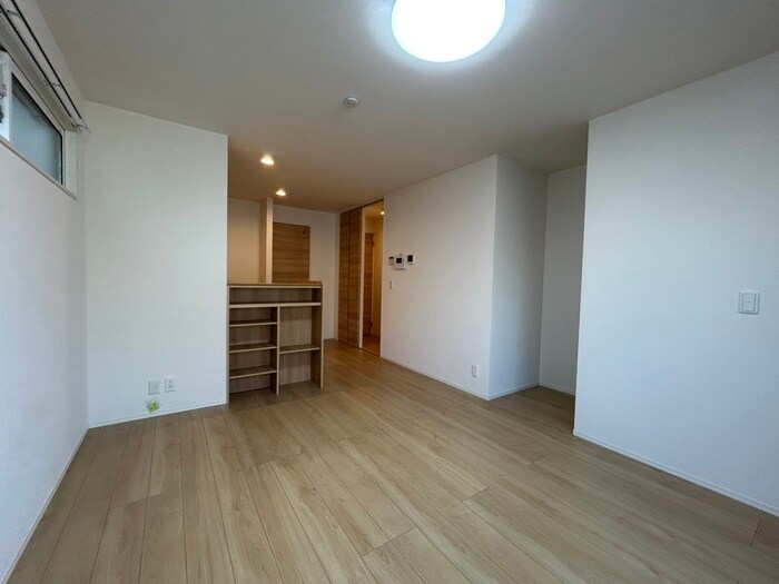 物件内観写真8　(居室)