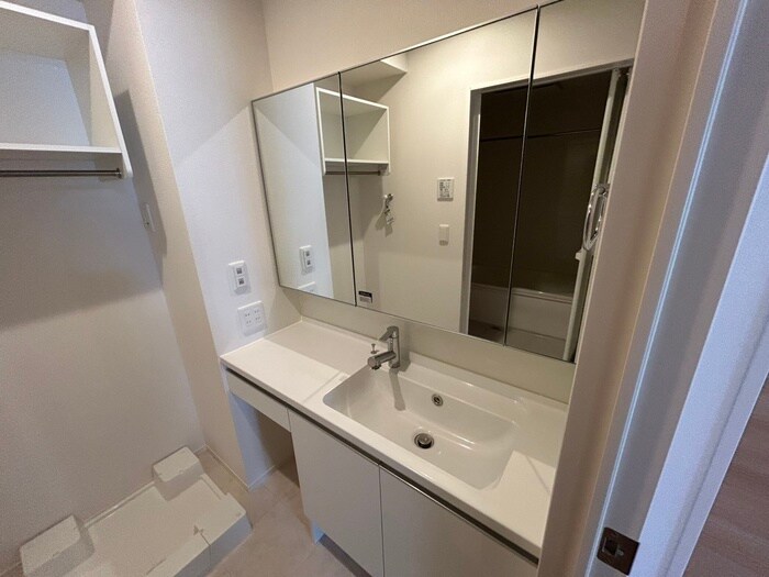 物件内観写真10　(洗面)