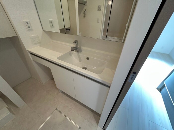 物件内観写真10　(洗面)