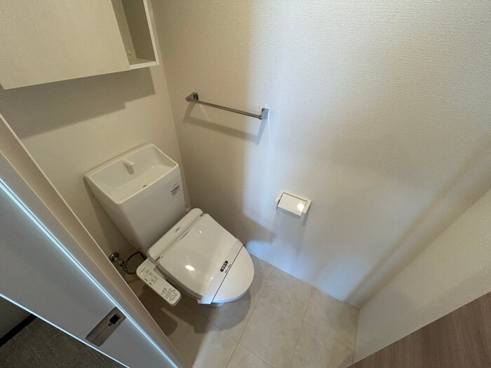 物件内観写真12　(トイレ)