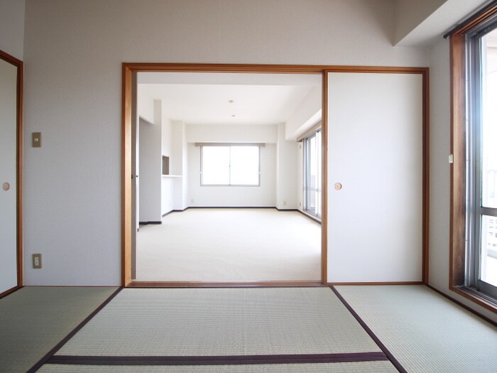 物件内観写真5　(居室)