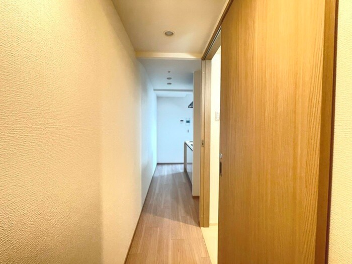 物件内観写真17　(廊下)