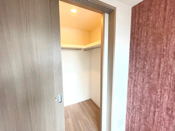 物件内観写真18　(収納)