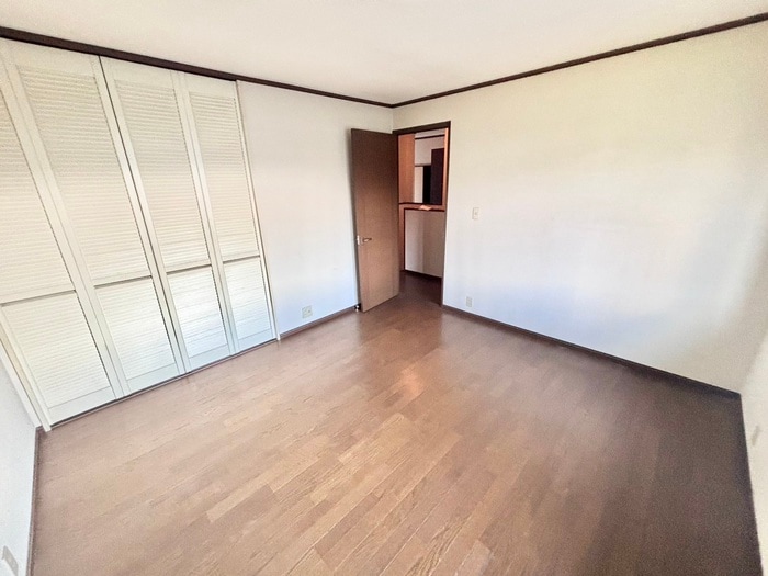 物件内観写真13　(居室)