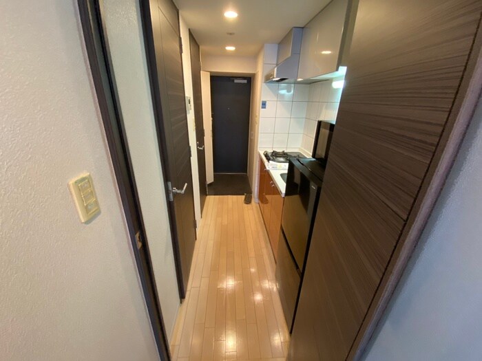 物件内観写真14　(廊下)