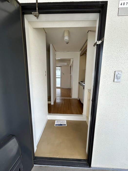 物件内観写真14　(玄関)