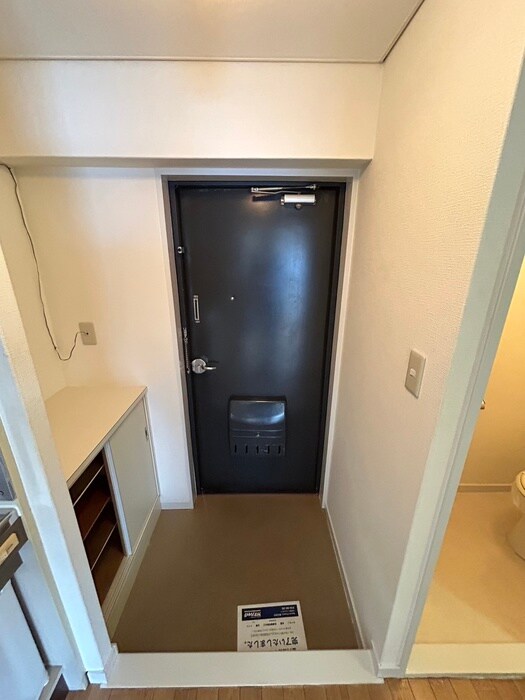物件内観写真17　(玄関)