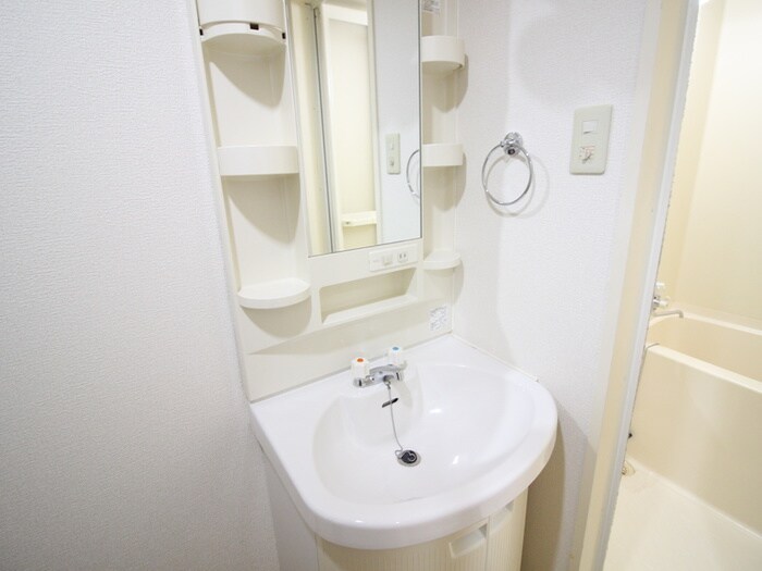 物件内観写真9　(洗面)