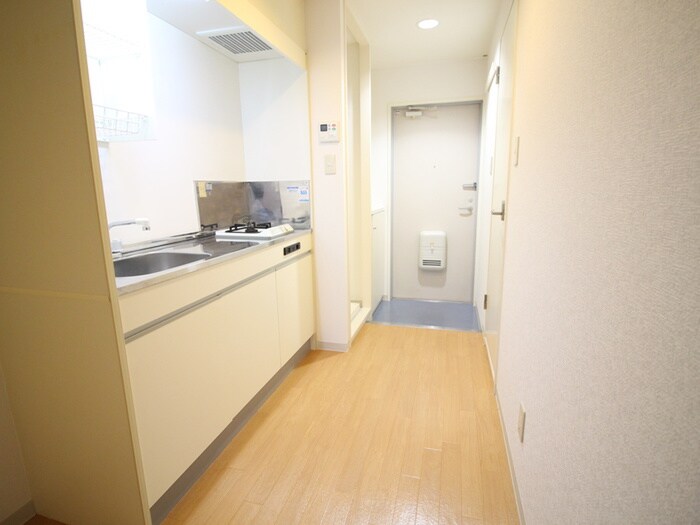 物件内観写真16　(廊下)