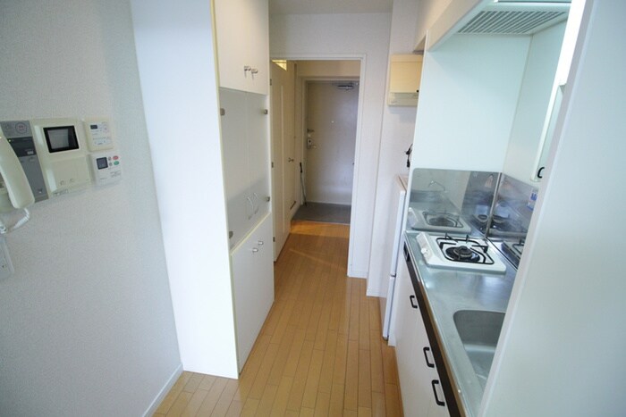 物件内観写真16　(廊下)