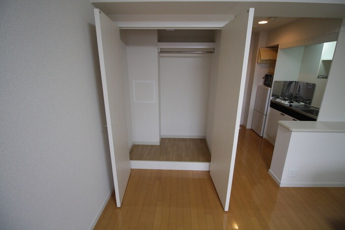 物件内観写真17　(収納)