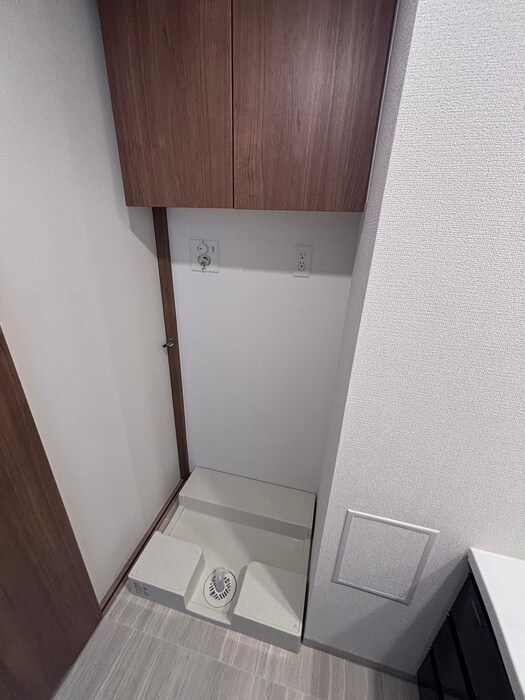 物件内観写真14　(洗濯機置場)