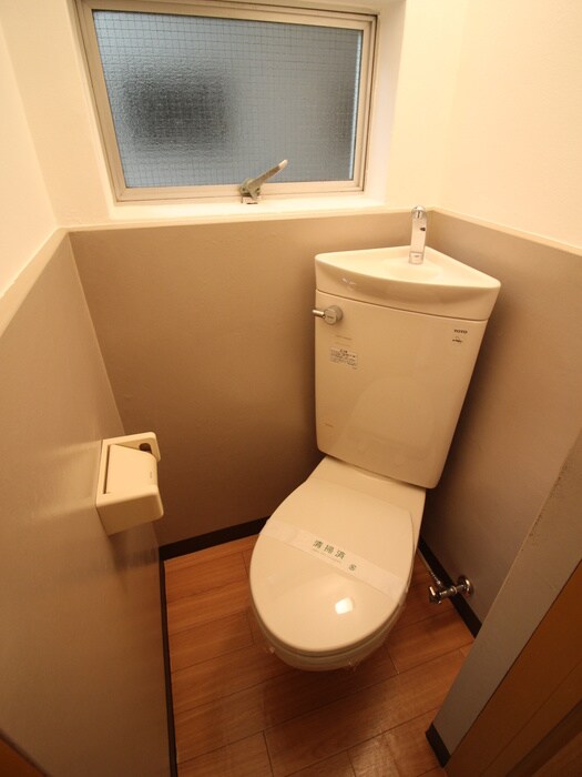 物件内観写真9　(トイレ)