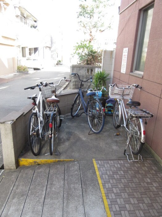 物件外観写真6　(外観写真)