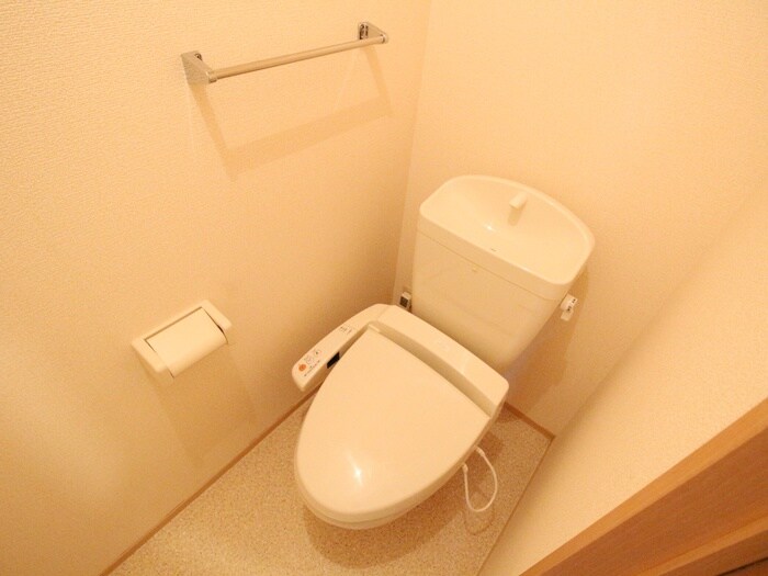 物件内観写真11　(トイレ)