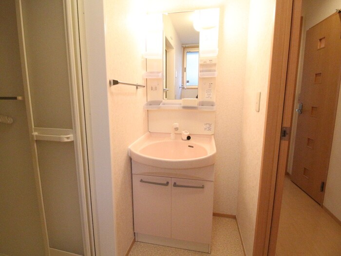 物件内観写真13　(洗面)