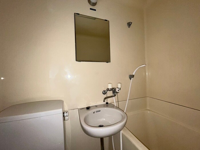 物件内観写真11　(洗面)