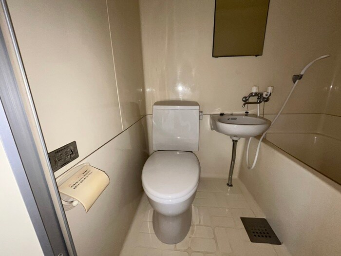 物件内観写真12　(トイレ)