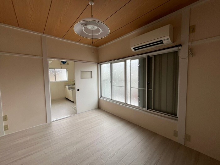 物件内観写真13　(居室)