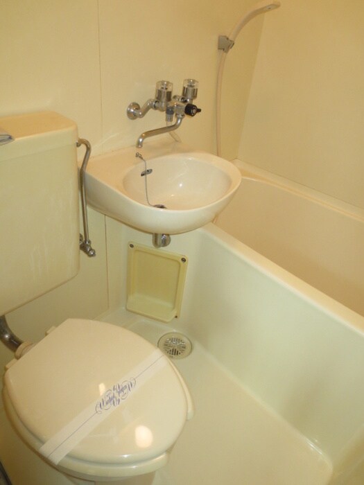 物件内観写真10　(トイレ)