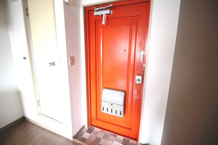 物件内観写真11　(玄関)