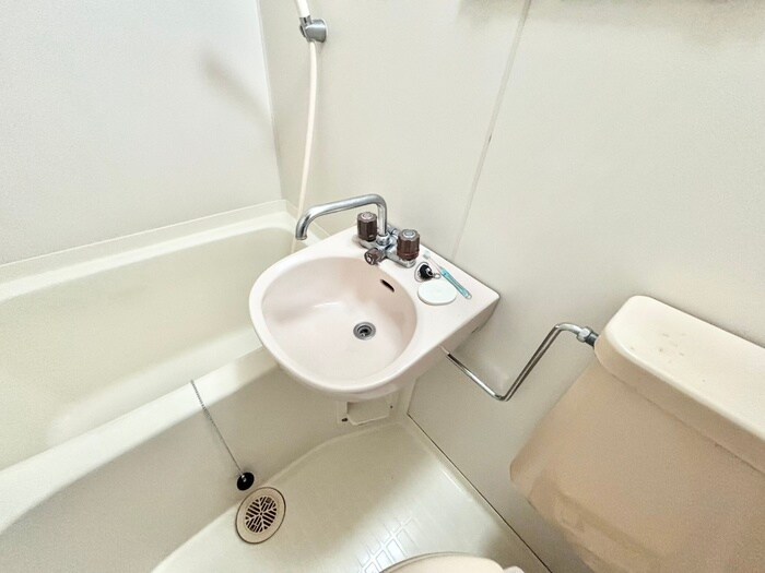 物件内観写真9　(洗面)