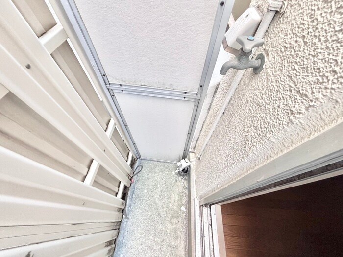 物件内観写真10　(洗濯機置場)