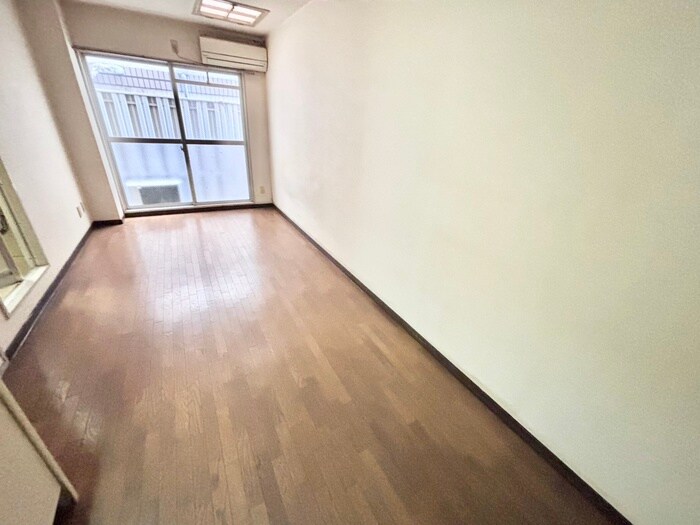 物件内観写真14　(居室)