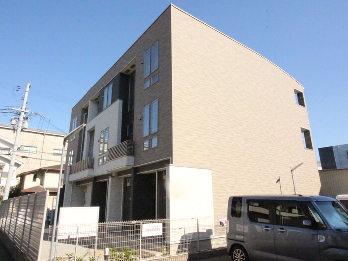 物件外観写真1　(外観写真)