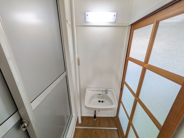 物件内観写真10　(洗面)