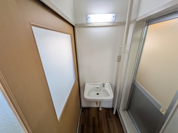 物件内観写真10　(洗面)
