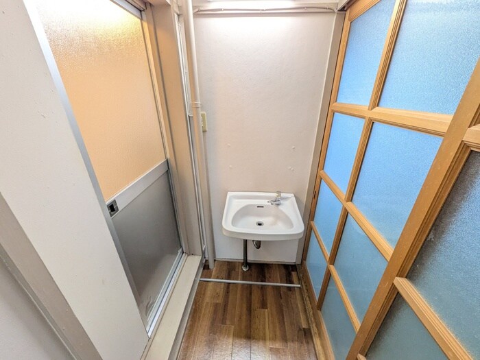 物件内観写真10　(洗面)