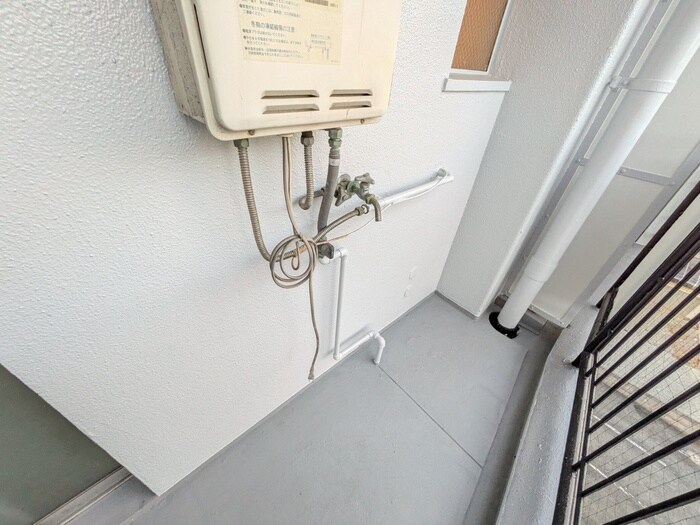 物件内観写真14　(洗濯機置場)