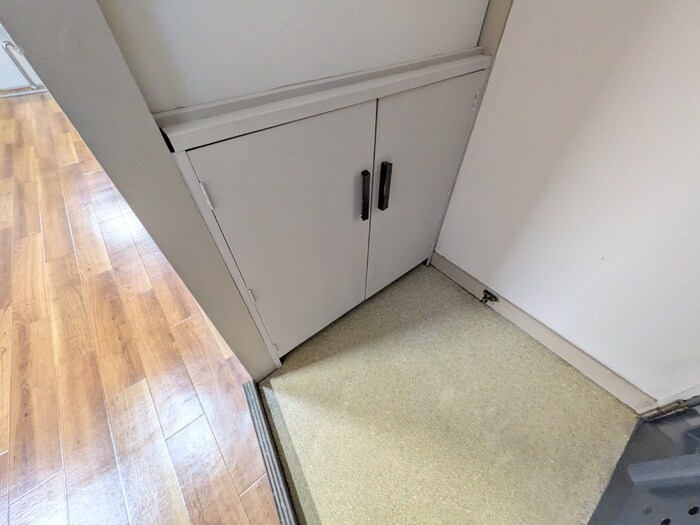 物件内観写真18　(靴箱)