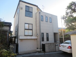 岡町南2丁目貸家外観写真